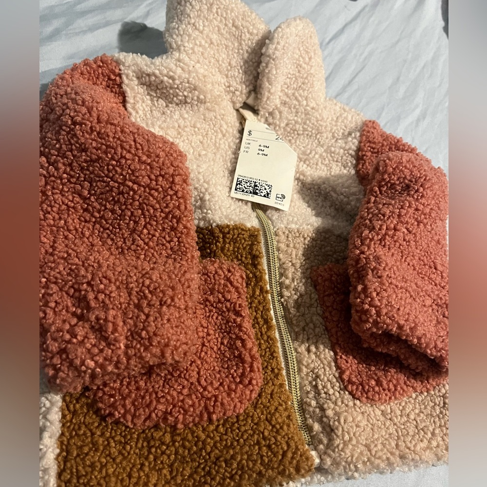 Fur kids sweater 6-9m brand new